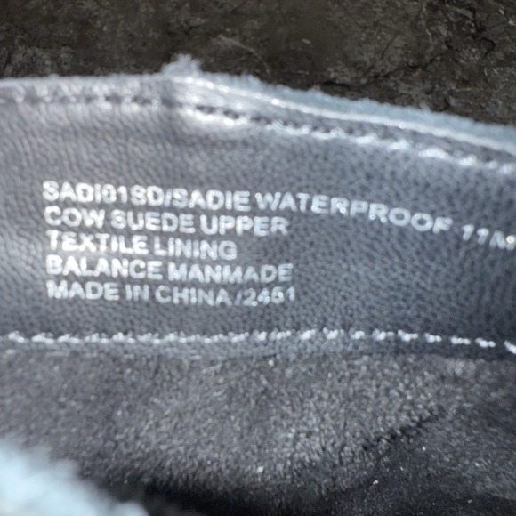 Blondo Womens Sadie Waterproof Cow Suede Square Toe Booties Block Heel Black 11M - Picture 14 of 15